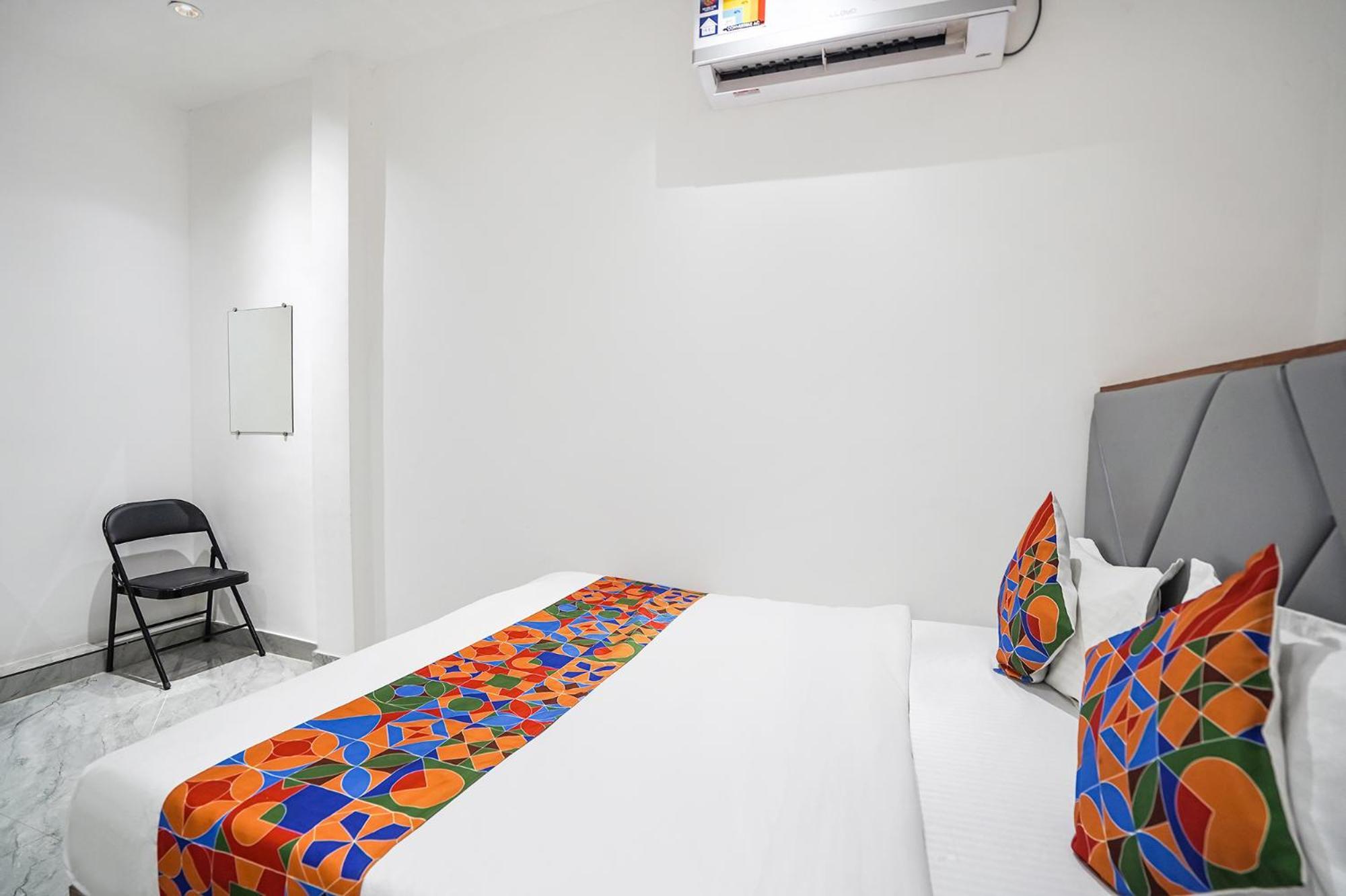 Fabhotel The Shivaay Palace Guest house Varanasi