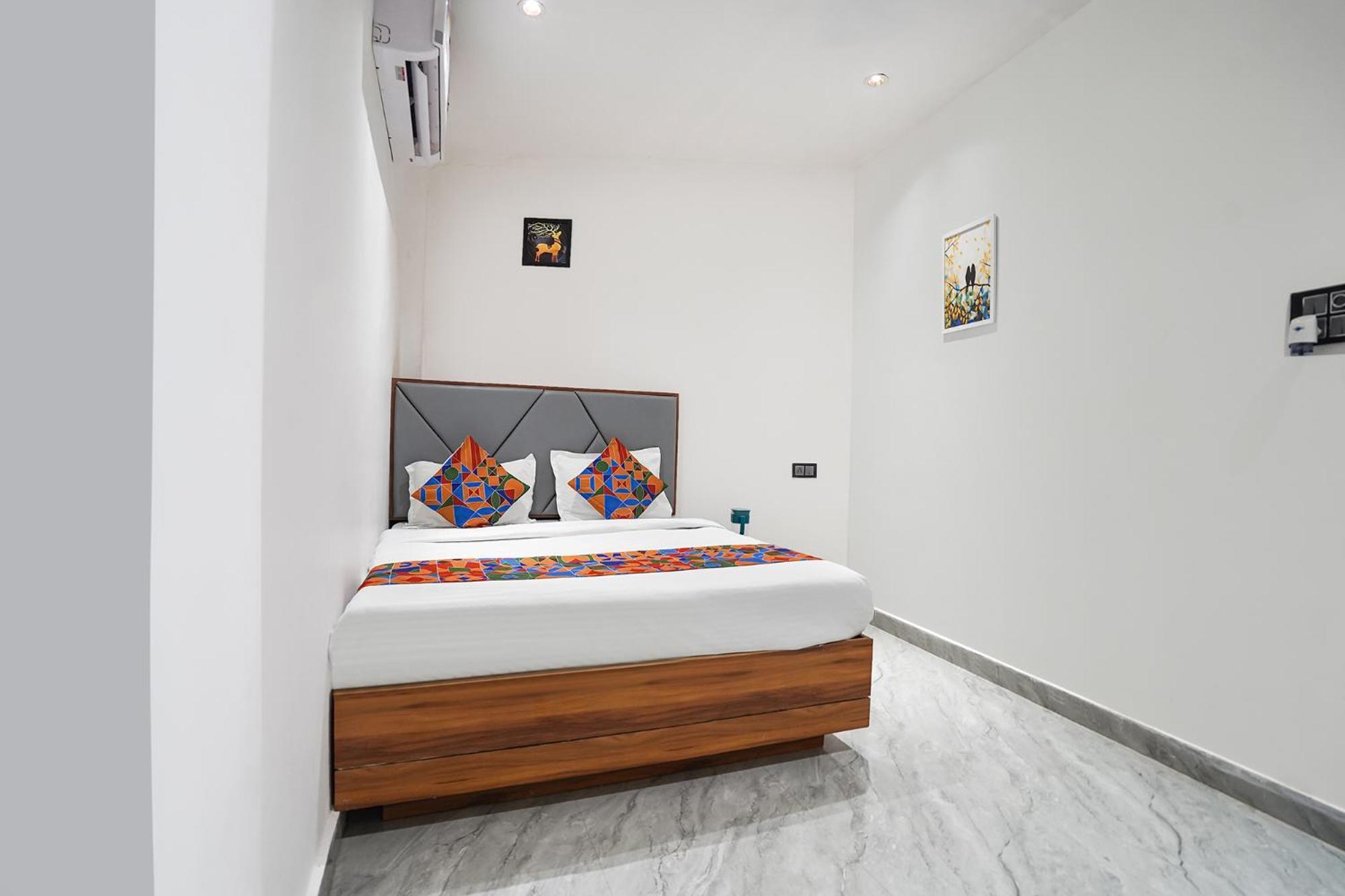 Fabhotel The Shivaay Palace *