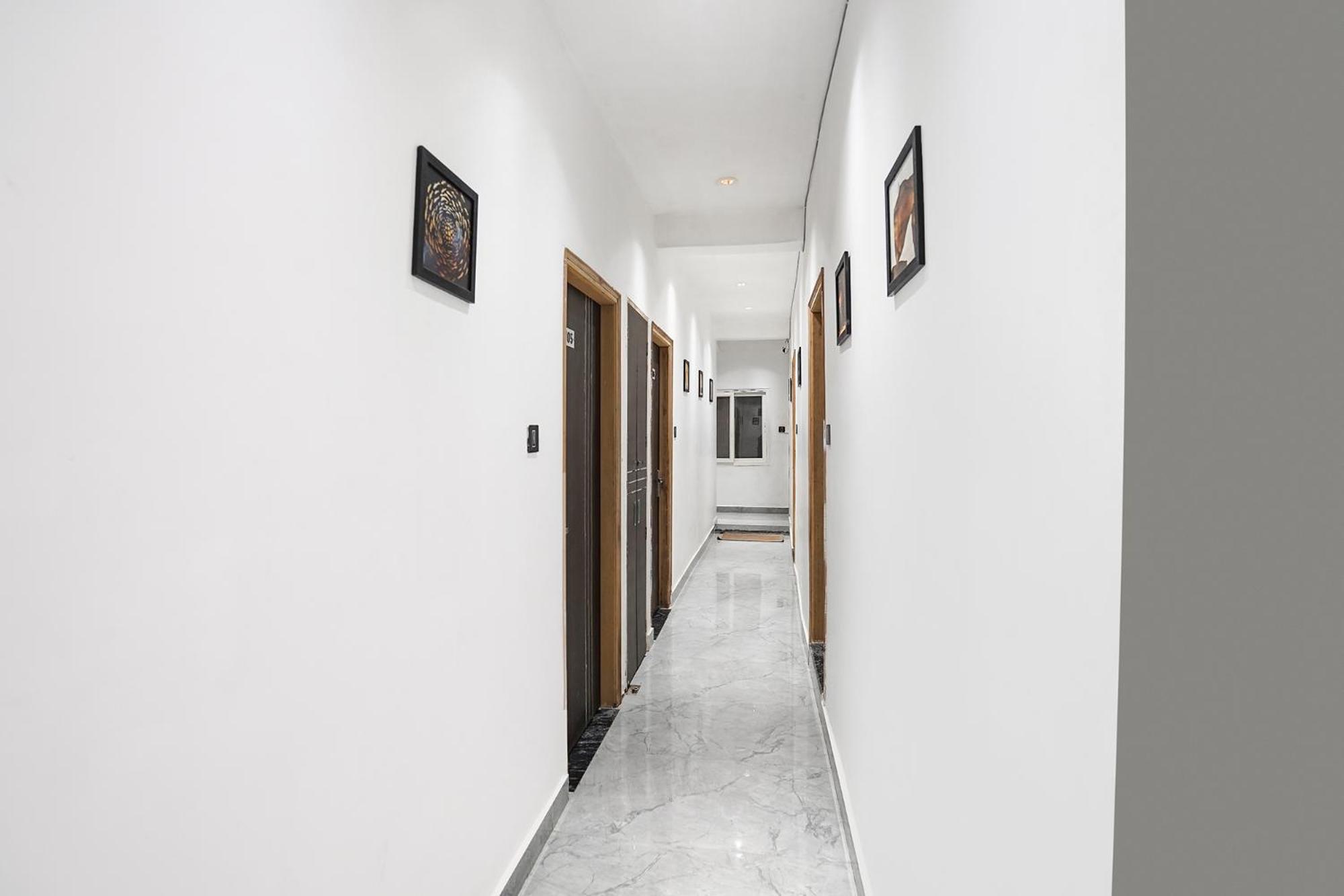 Fabhotel The Shivaay Palace Guest house Varanasi