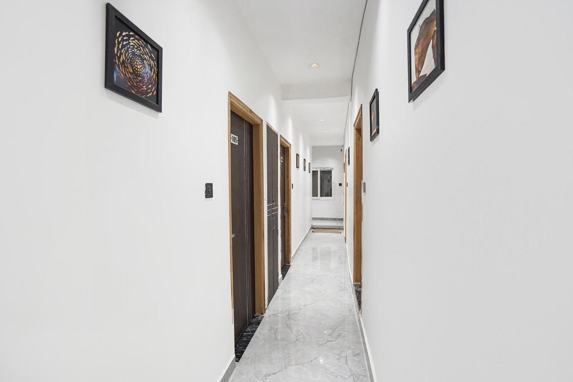Fabhotel The Shivaay Palace Guest house Varanasi